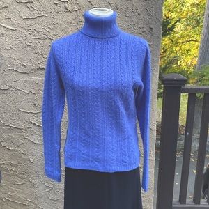 Pure cashmere blue cable sweater